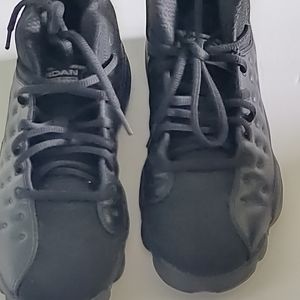 Air Jordan Team 2 sz 5.5y